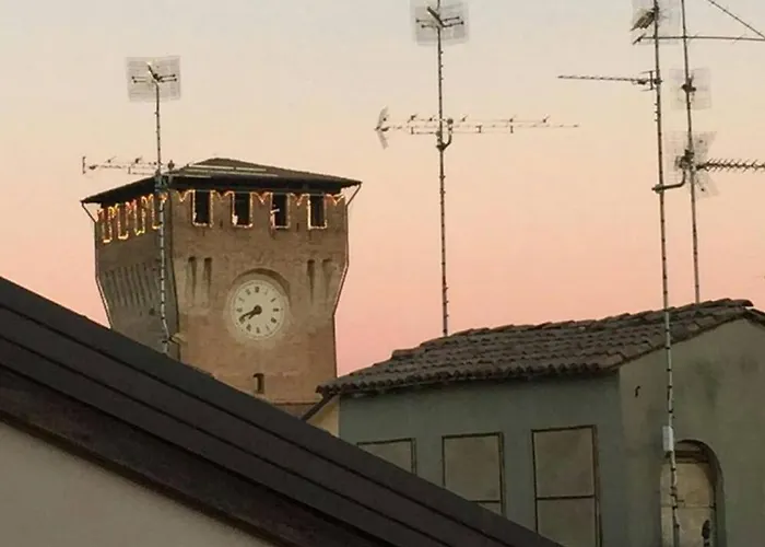 La Casa Sulle Mura Pensionat Montecchio Emilia