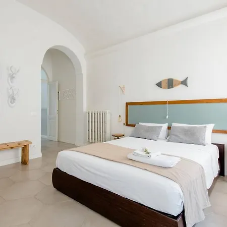 La Casa Sulle Mura Guest house