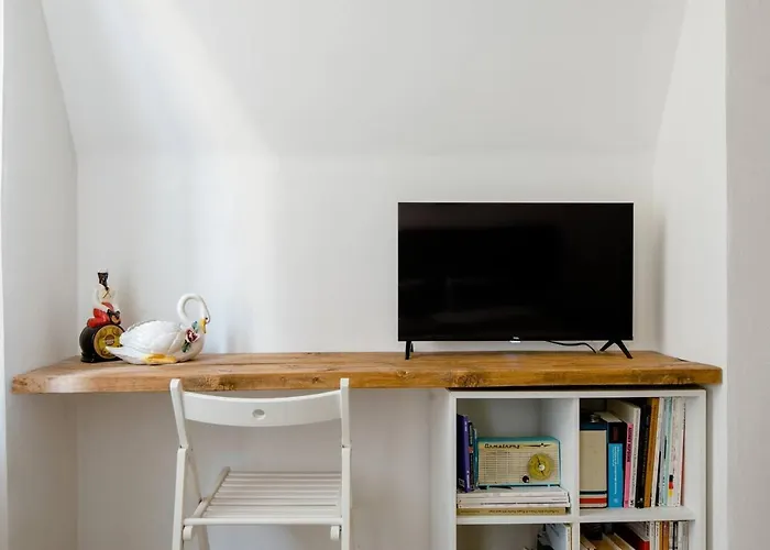 La Casa Sulle Mura 3* מונטקיו אמיליה